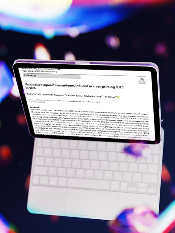 Vaccination against neoantigens induced in cross-priming cDC1 in vivo